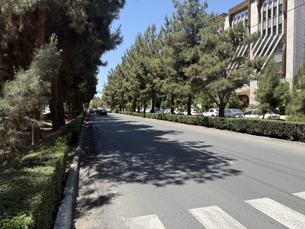 فاز 2 مهرشهر بلوار شهرداری